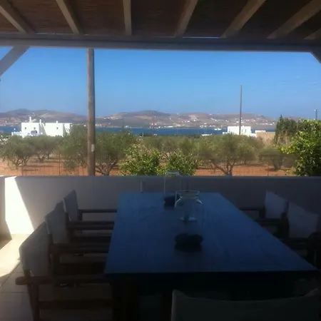 Kampos Paros Hébergement de vacances Pounda