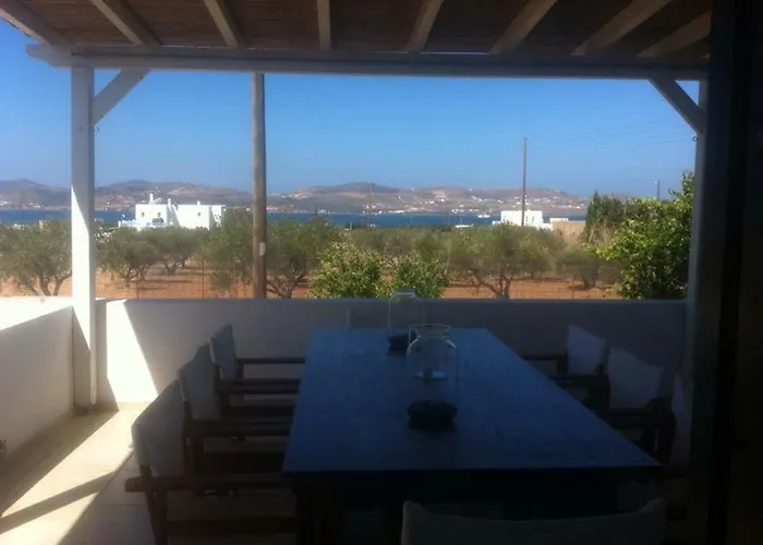 Kampos Paros Casa de Férias Pounda