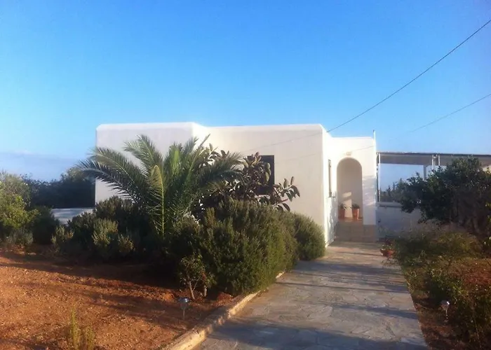 Kampos Paros Tatil Evi *